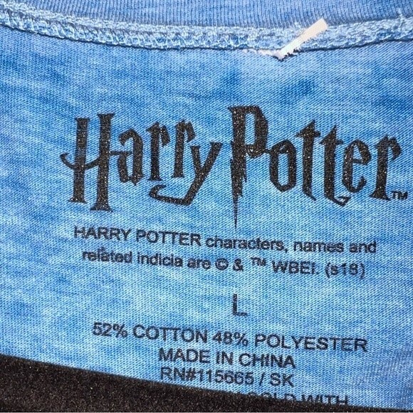 Harry Potter | Waiting on my Letter to Hogwarts Tee NWT - Picture 2 of 5